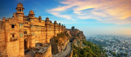Индия отменяет карантин для всех категорий туристов