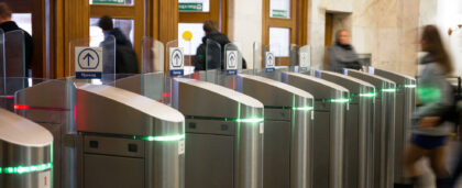 В российском метро появится оплата по биометрии