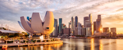 Сингапур первым в мире введёт сбор с авиапассажиров за экологичное топливо