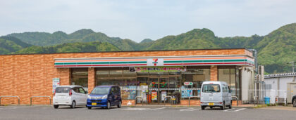 7-Eleven в Японии расширяет сервис хранения багажа для путешественников