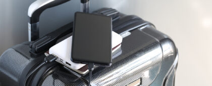 Пауэрбанки в самолёте: что изменилось с 2026 года и как летать без проблем